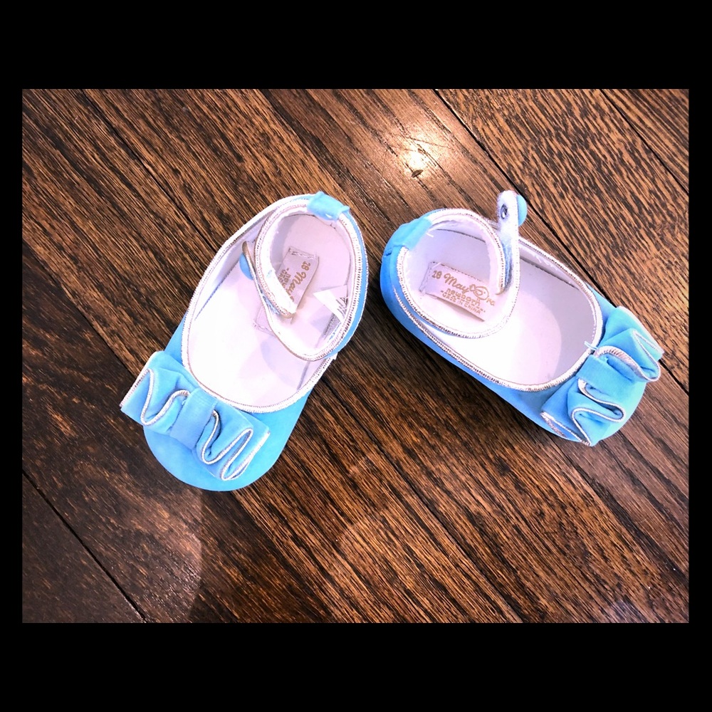 Baby shoes